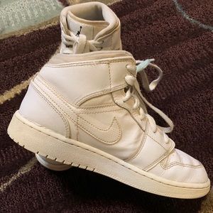 Nike Air Jordan shoes boys size 5Y